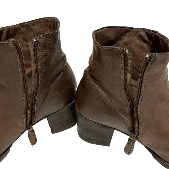 Leather Made in Italy Block Heel Flat Round Rivet Detail Inside Zip Ankle Boot - Picture 9 of 16